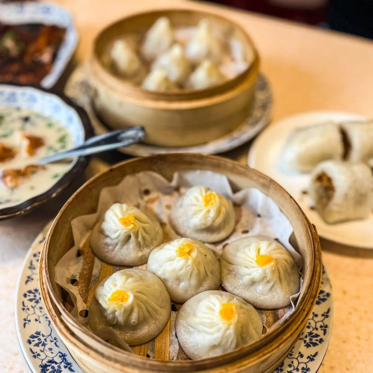 鲜虾猪肉蒸饺 shrimp w pork dumplings